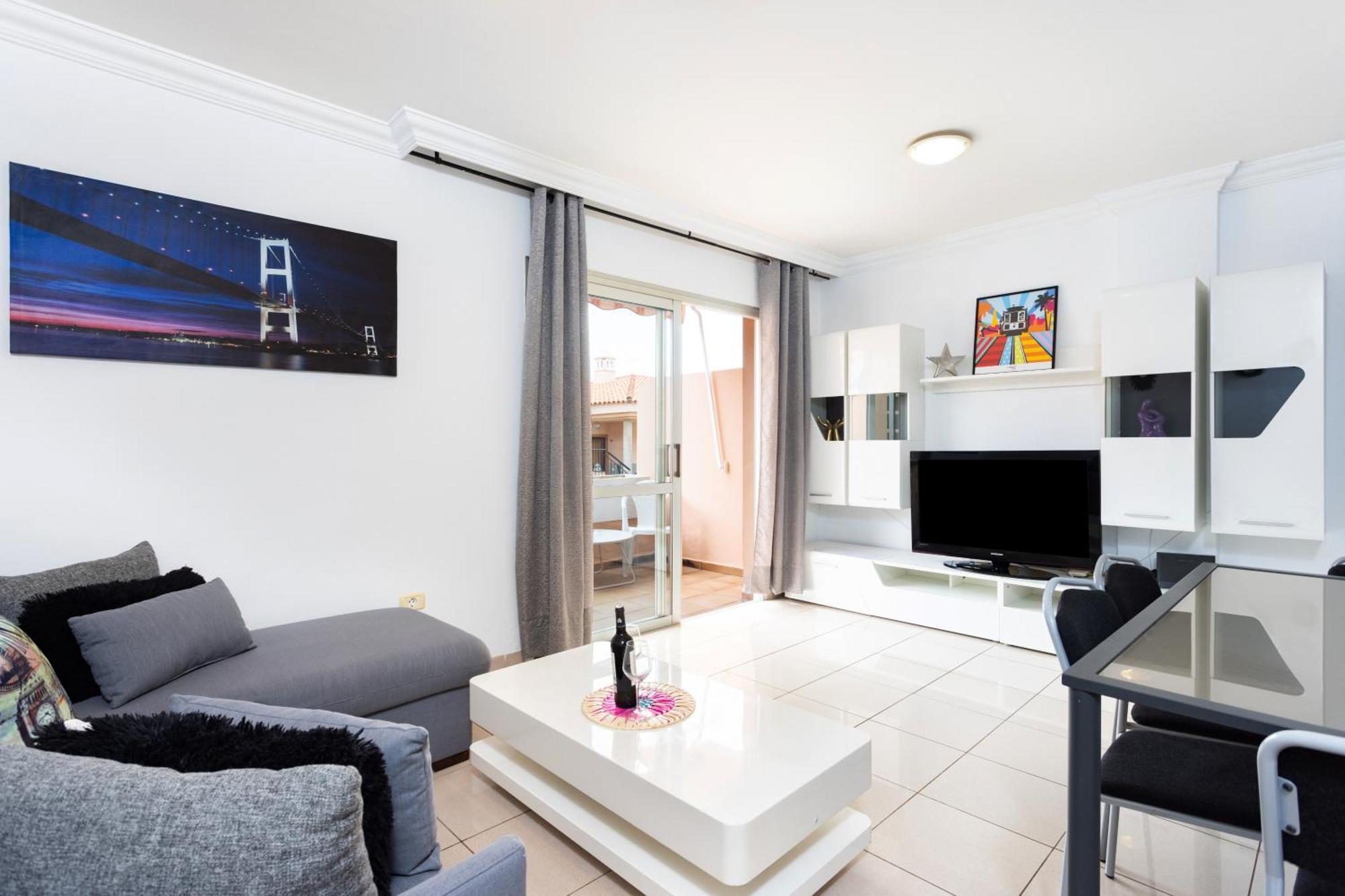 Home2Book Los Cristianos, Pool & Beach Лос Кристианос Экстерьер фото